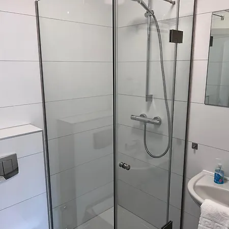 Otel Sleep & Go Unterbalbach